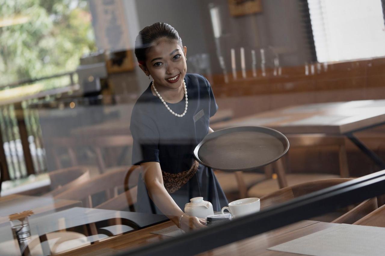 Batiqa Hotel Darmo - Surabaya Ngoại thất bức ảnh