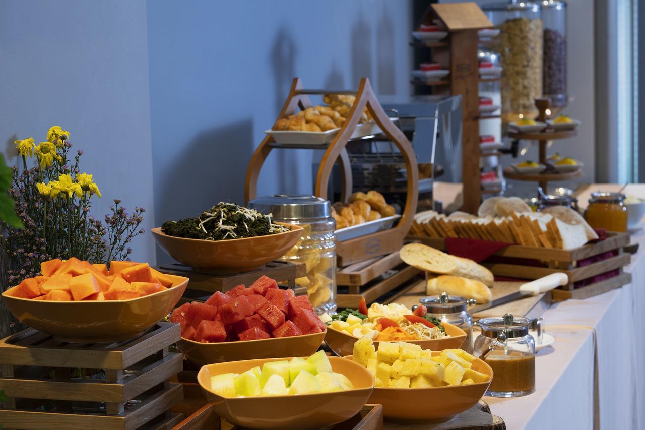Batiqa Hotel Darmo - Surabaya Ngoại thất bức ảnh